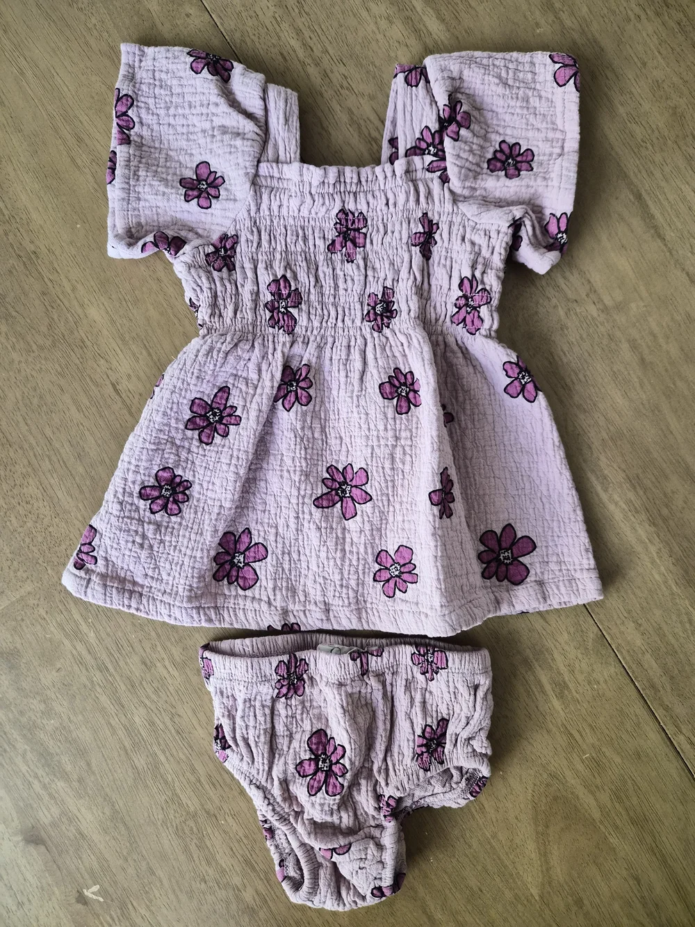 12-18M Baby Clothes Bundle - Overalls, Shorts, Dress, Onesie - GAP/Old Navy
